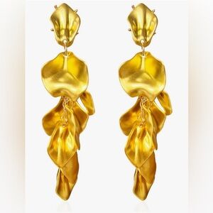 NEW Stunning Elegant Gold Leaf Rose Petal Drop Statement Dangle Earrings